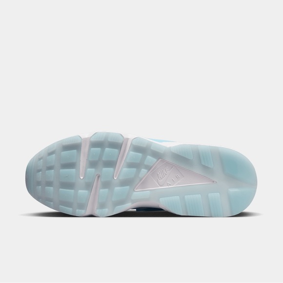 Nike Air Huarache Blue Chill UNC University Blue White Size 7 FD0735 442 - Picture 2 of 7